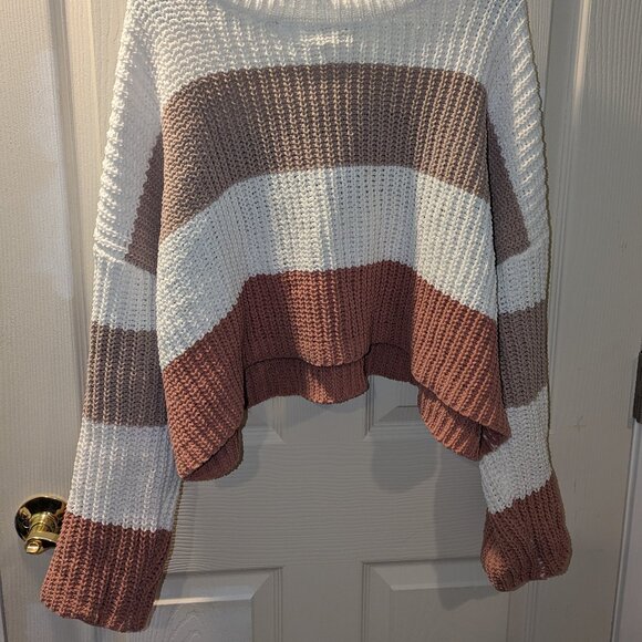 Cropped sweater - Picture 2 of 3